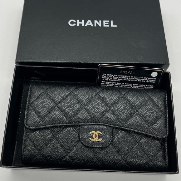 CHANEL Handbags - Authentic Chanel Caviar black classic flap long wallet